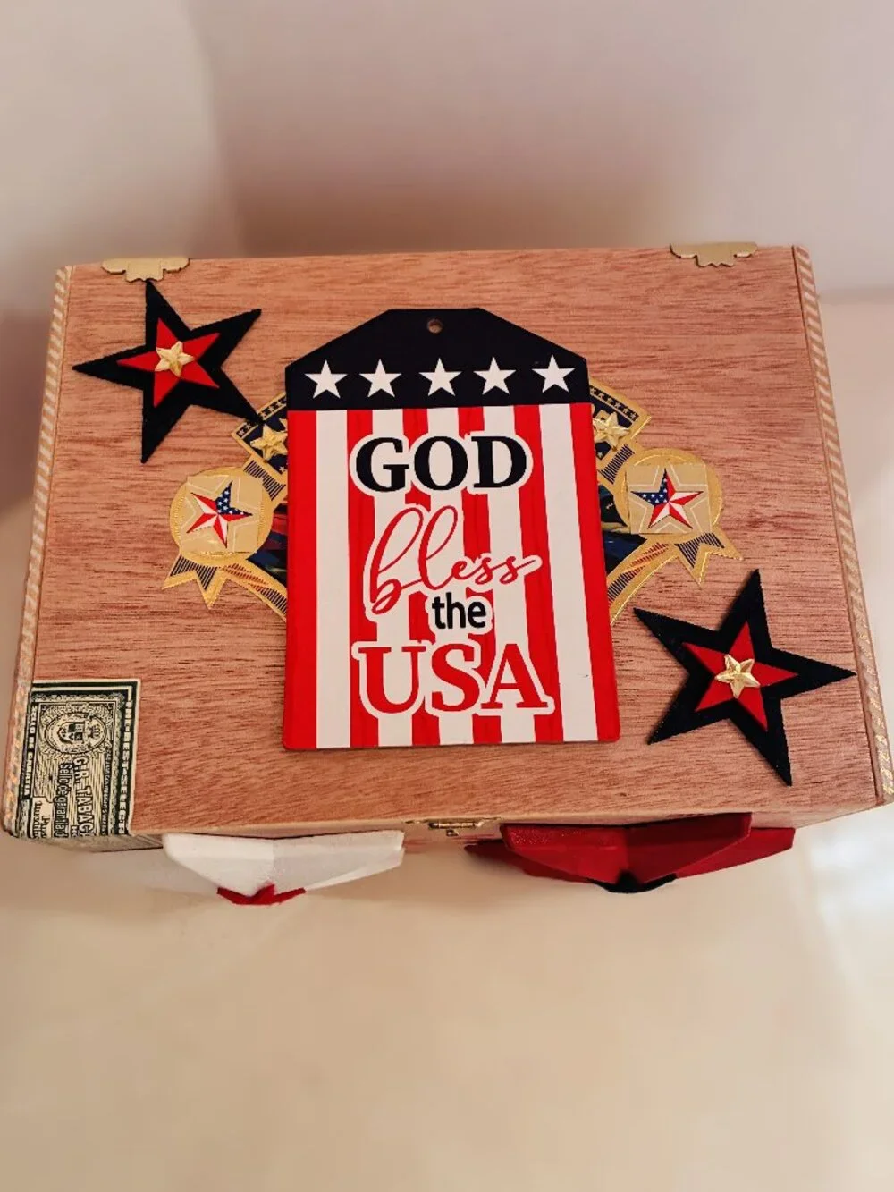 SUEÑOS de Saundra Upcycled, American Standard Cigar Box, ARTFUL STORAGE